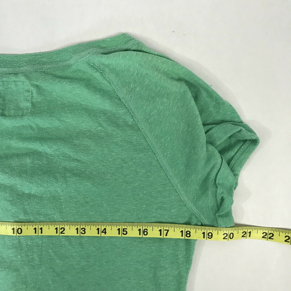 Hollister Womens TShirt 1/4 Button - Picture 4 of 5